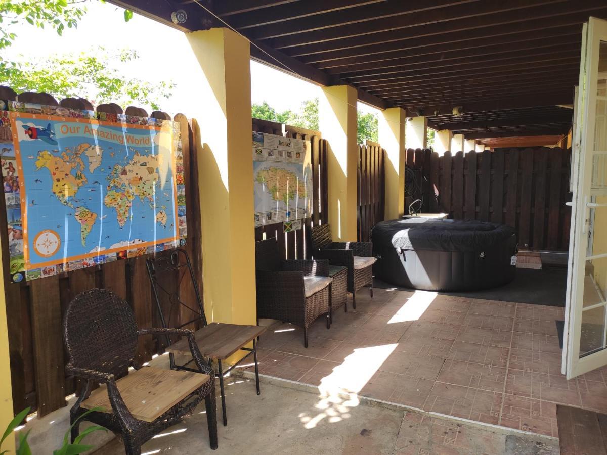 Montego Bay Garden Studio Exteriér fotografie